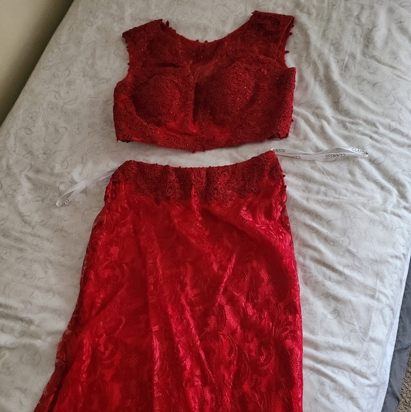 Dress - Picture 3 of 4